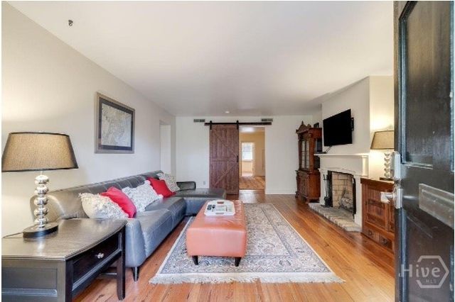 118 E Gaston Street, Savannah, GA 31401