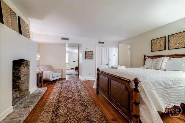 118 E Gaston Street, Savannah, GA 31401