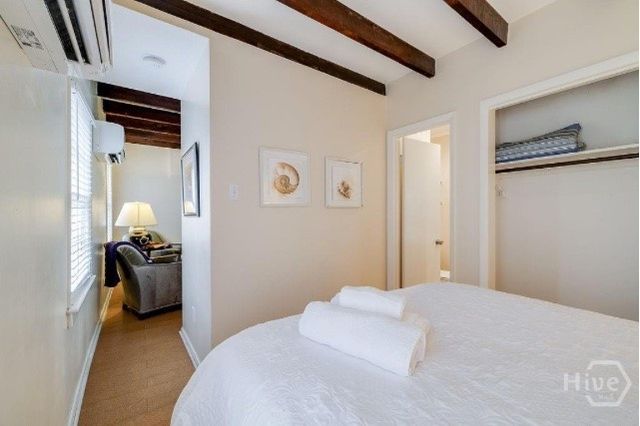 118 E Gaston Street, Savannah, GA 31401