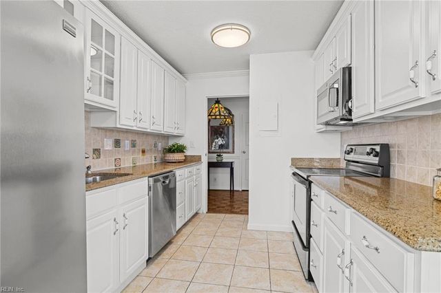 3810 Atlantic Ave Apt 404, Virginia Beach, VA 23451