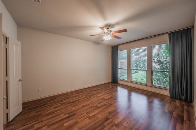 12713 Diamond Peak Drive, Fort Worth, TX 76177