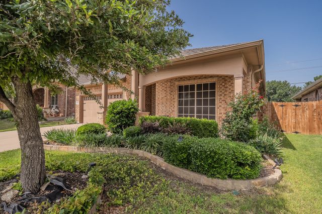12713 Diamond Peak Drive, Fort Worth, TX 76177
