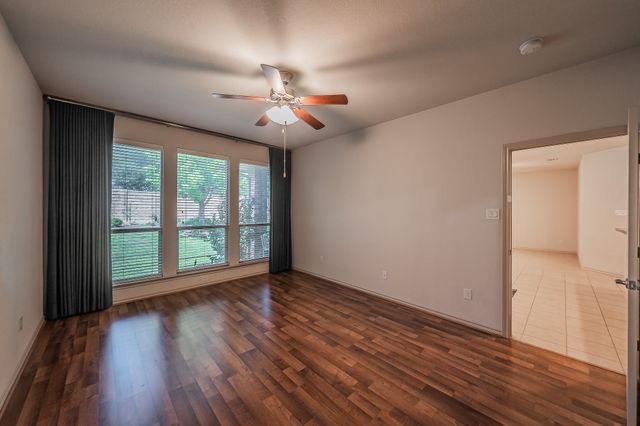 12713 Diamond Peak Drive, Fort Worth, TX 76177