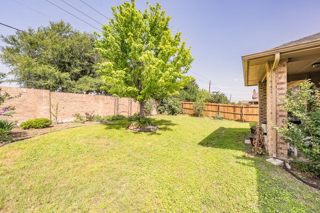 12713 Diamond Peak Drive, Fort Worth, TX 76177