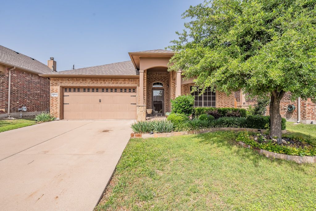 12713 Diamond Peak Drive, Fort Worth, TX 76177