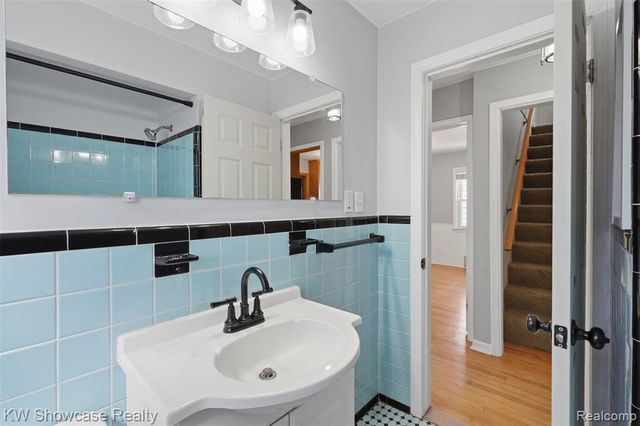 316 S Edison Avenue, Royal Oak, MI 48067