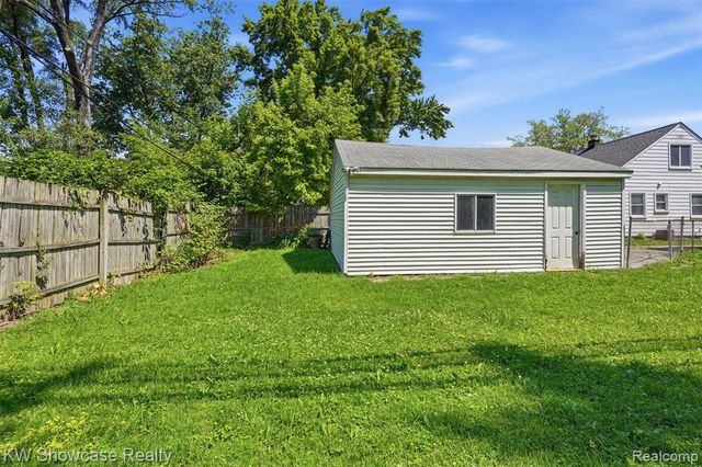 316 S Edison Avenue, Royal Oak, MI 48067