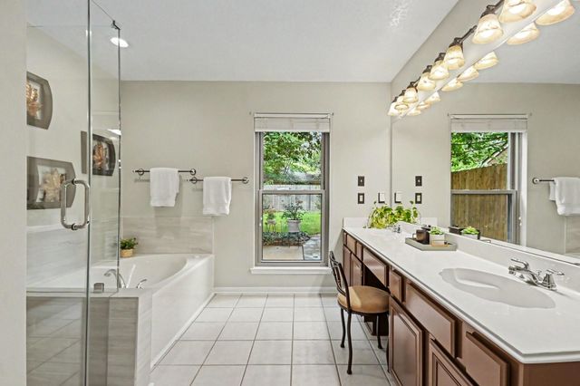 2116 Hollow Reef Circle, League City, TX 77573