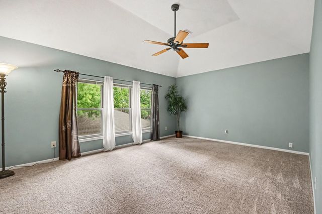 2116 Hollow Reef Circle, League City, TX 77573