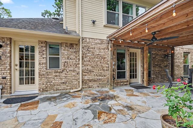 2116 Hollow Reef Circle, League City, TX 77573