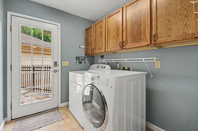 2116 Hollow Reef Circle, League City, TX 77573