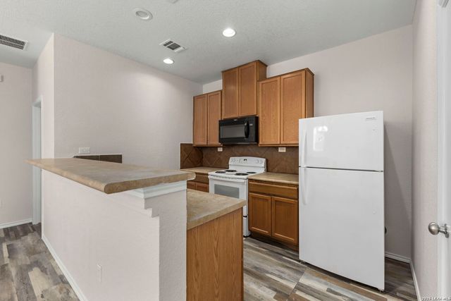 2410 PATRON, San Antonio, TX 78224