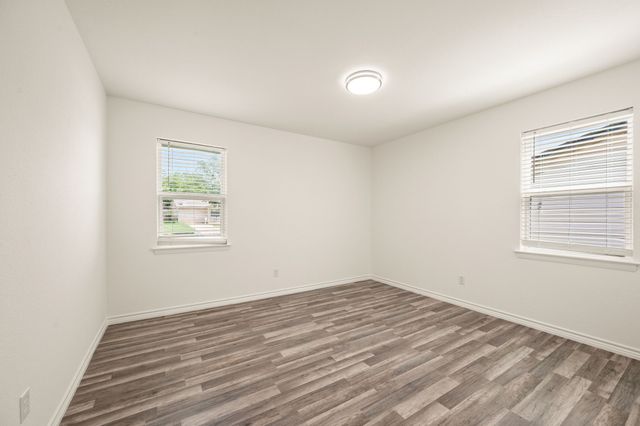 609 Crane Drive, Euless, TX 76039