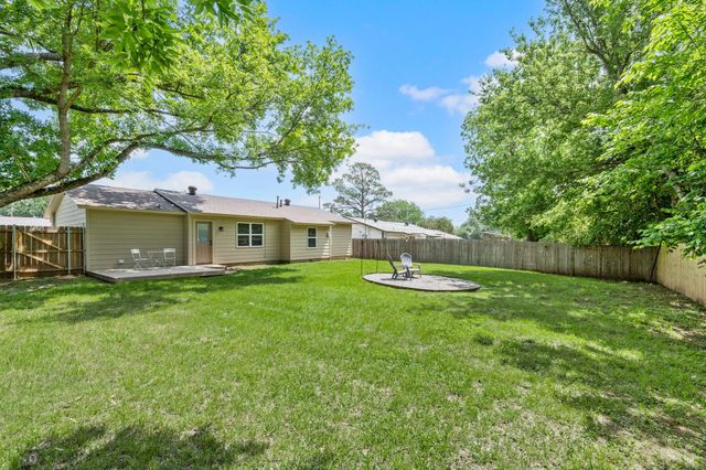 609 Crane Drive, Euless, TX 76039