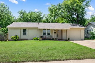 609 Crane Drive, Euless, TX 76039