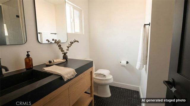 5418 Sanchez Drive, Los Angeles, CA 90008