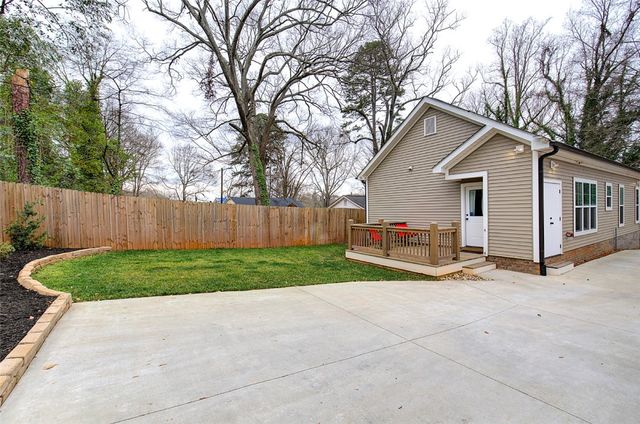 11 Baxter Street, Greenville, SC 29607