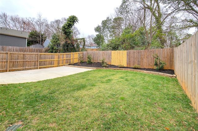 11 Baxter Street, Greenville, SC 29607