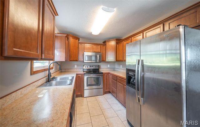 16150 Haidyn Road, St Robert, MO 65584