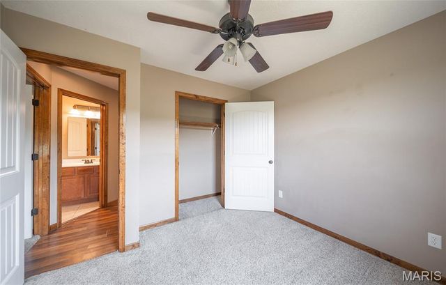 16150 Haidyn Road, St Robert, MO 65584