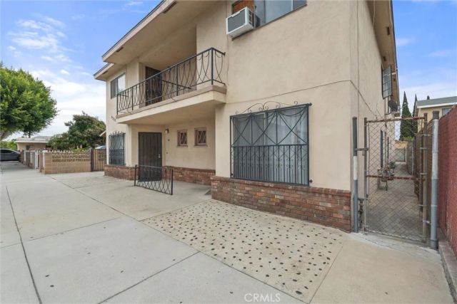 6336 Templeton Street, Huntington Park, CA 90255