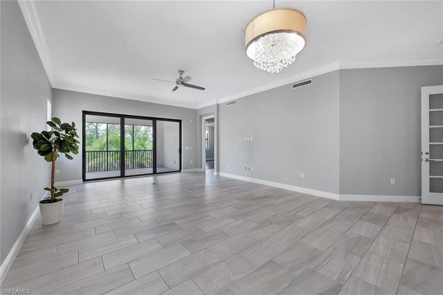 16374 Viansa WAY 301, Naples, FL 34110
