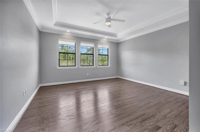 16374 Viansa WAY 301, Naples, FL 34110