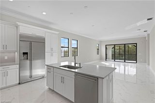 16374 Viansa WAY 301, Naples, FL 34110