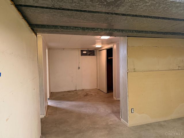 1075 Oakmont Avenue, Hamilton, OH 45013