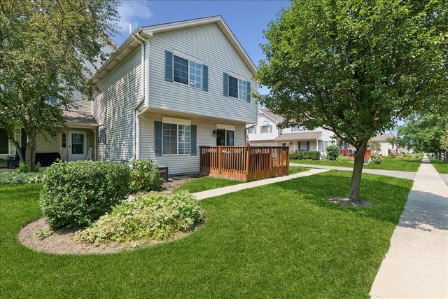 141 Village Creek Drive 141, Lake In The Hills, IL 60156