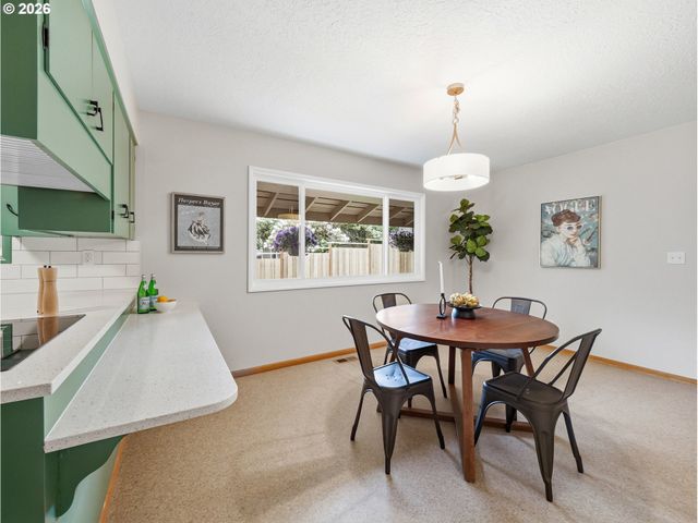 600 Sw VIEWMONT Dr, Portland, OR 97225