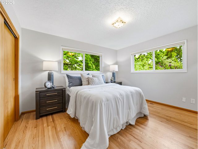 600 Sw VIEWMONT Dr, Portland, OR 97225