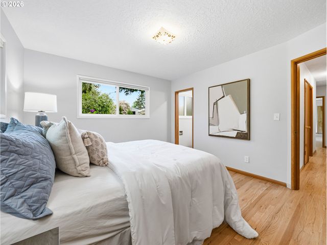 600 Sw VIEWMONT Dr, Portland, OR 97225