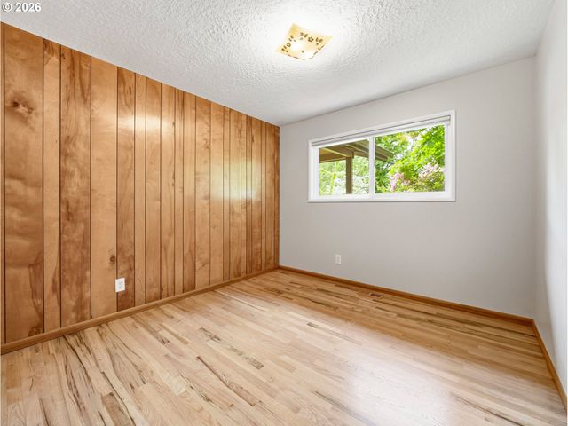 600 Sw VIEWMONT Dr, Portland, OR 97225