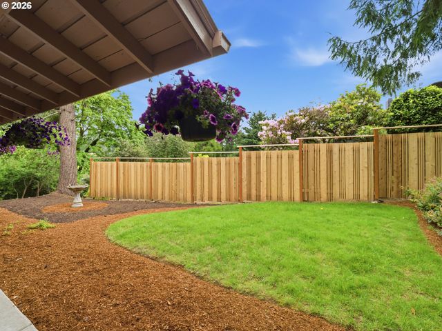 600 Sw VIEWMONT Dr, Portland, OR 97225