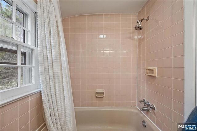 452 Harriot Avenue, Harrington Park, NJ 07640