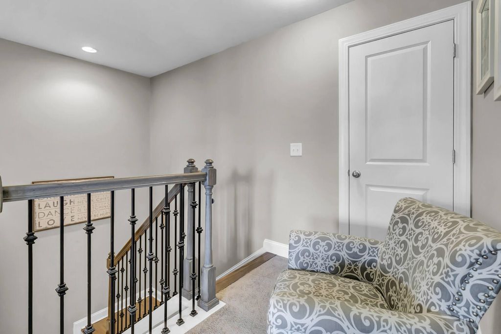 Image 32 of property listing at 411 Whispering Breeze Lane, Summerville, SC 29486