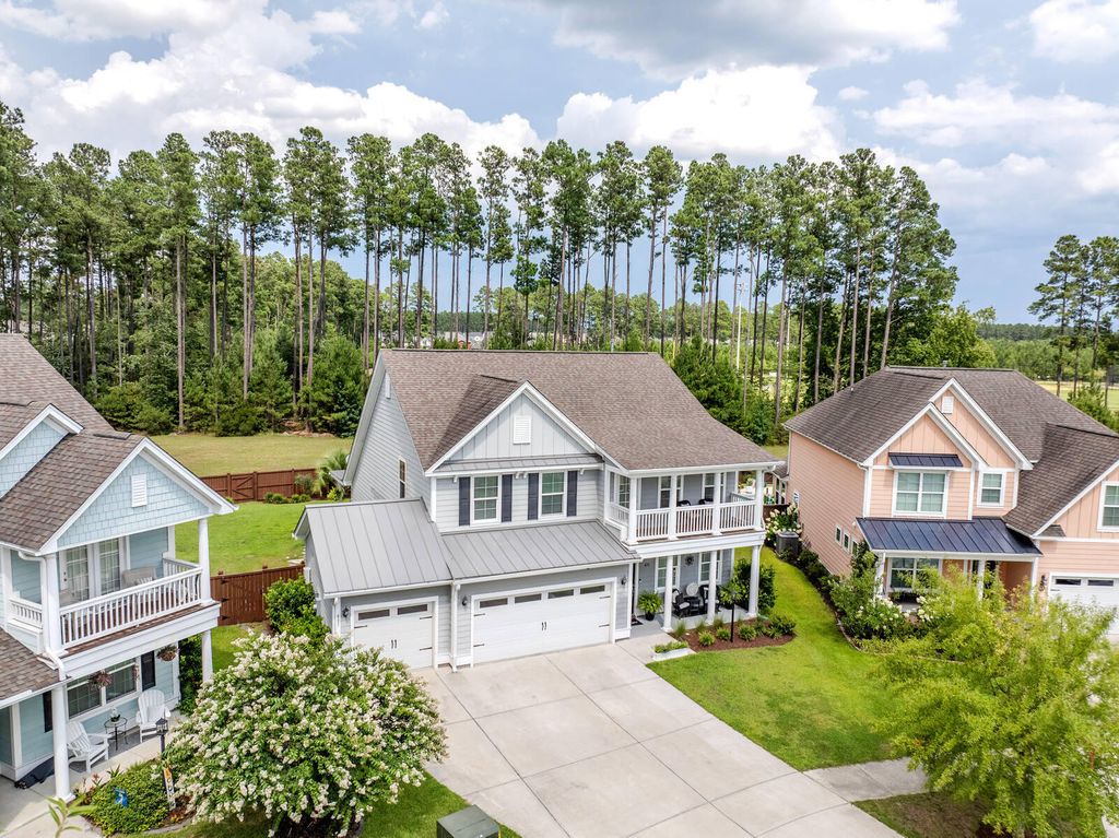 Image 52 of property listing at 411 Whispering Breeze Lane, Summerville, SC 29486