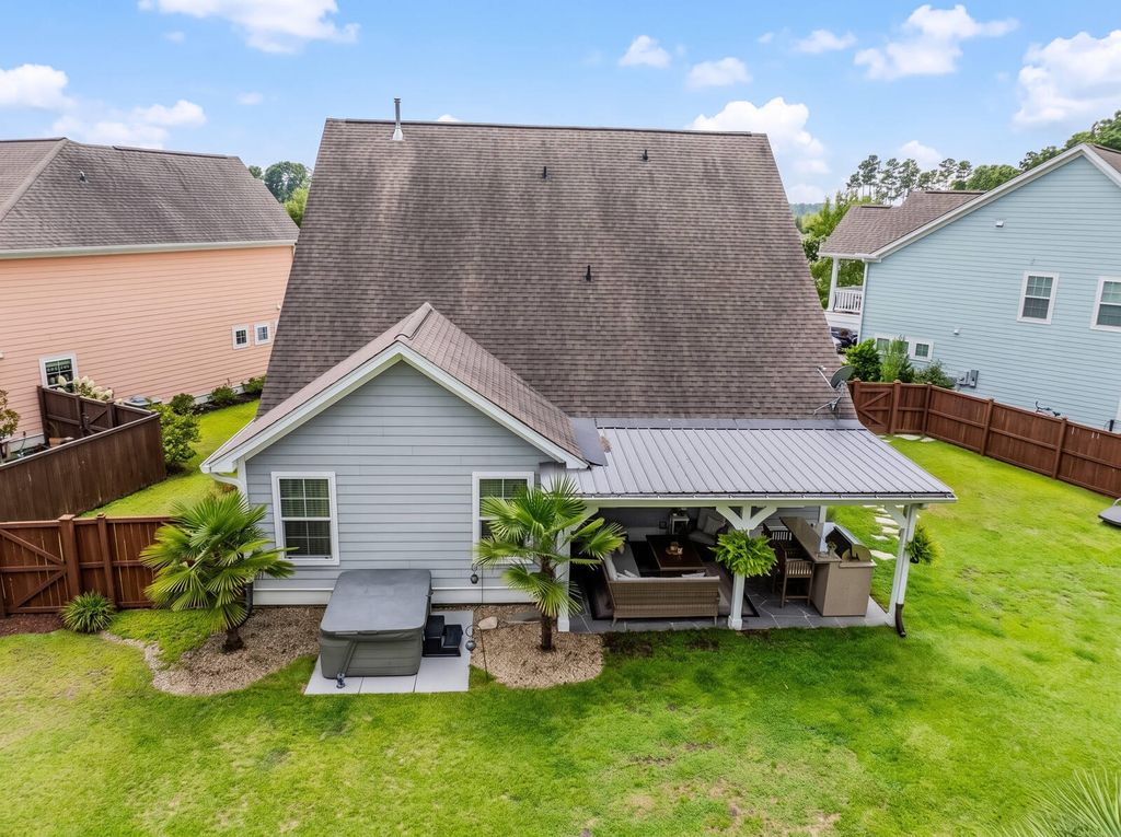 Image 55 of property listing at 411 Whispering Breeze Lane, Summerville, SC 29486