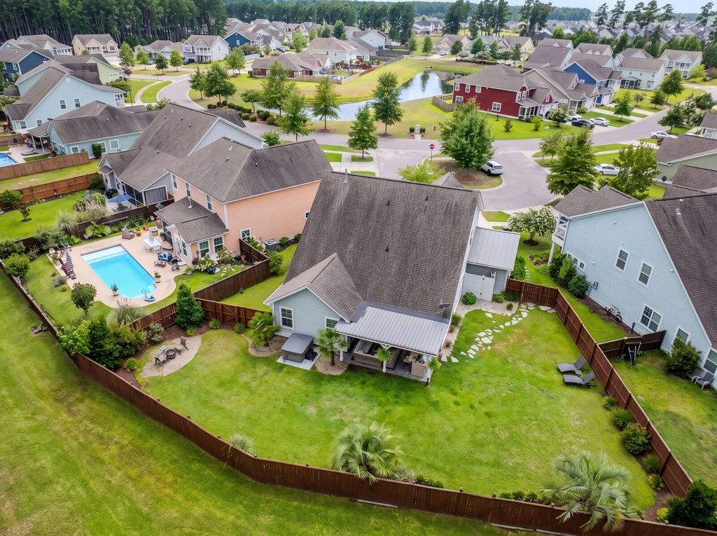 Image 56 of property listing at 411 Whispering Breeze Lane, Summerville, SC 29486
