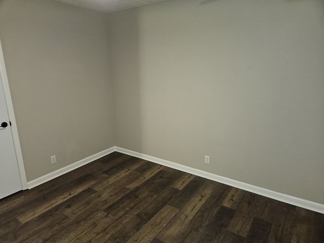 101 Edgewood Dr, Smyrna, TN 37167