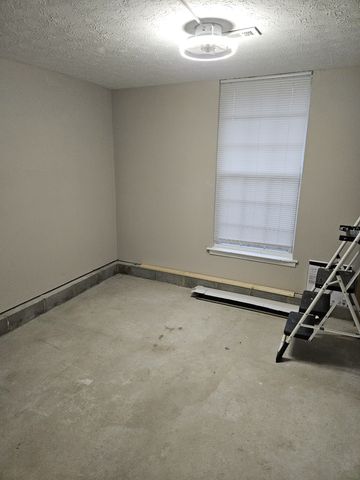 101 Edgewood Dr, Smyrna, TN 37167