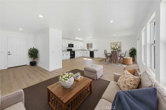 3213 Patti Ln, Lancaster, CA 93535