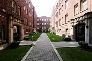 3263 W Wrightwood Avenue 2Q, Chicago, IL 60647