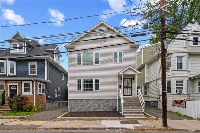35-37 WEST END AVE, Newark, NJ 07106
