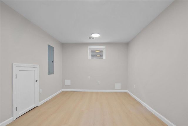 35-37 WEST END AVE, Newark, NJ 07106