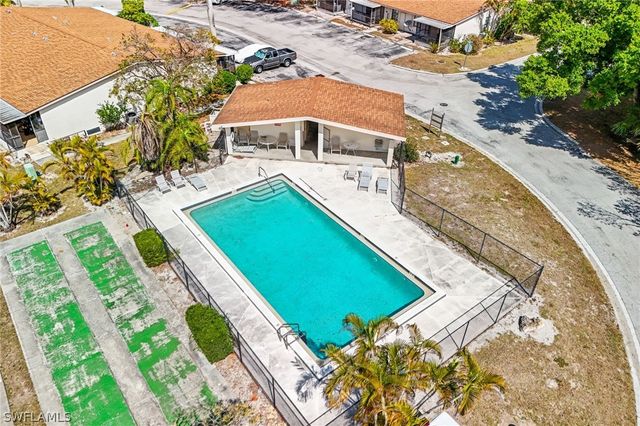 5320 Treetops DR I, Naples, FL 34113