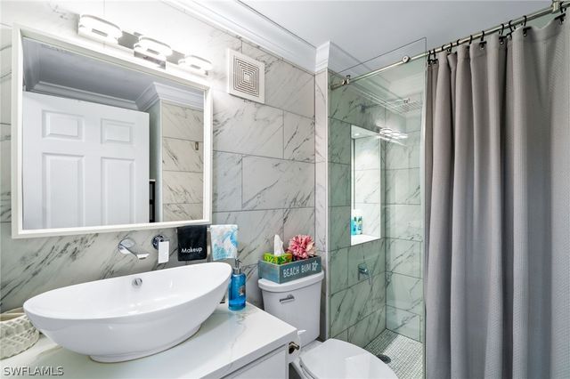 5320 Treetops DR I, Naples, FL 34113