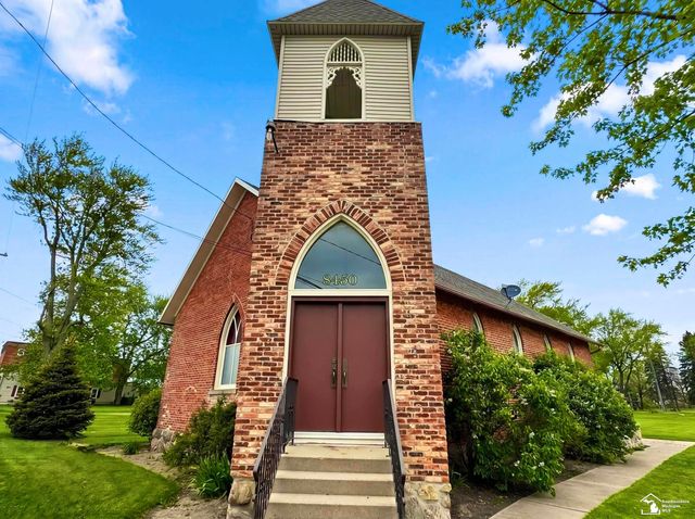 8450 Brown Street, Ottawa Lake, MI 49267