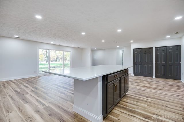 9550 Paragon Road, Dayton, OH 45458